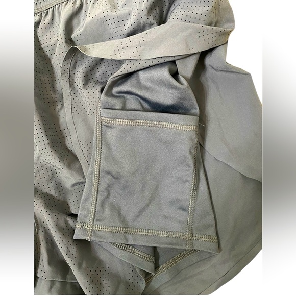 Avia-Women’s Athletic Running Shorts-XLARGE (16-18) - Picture 4 of 5